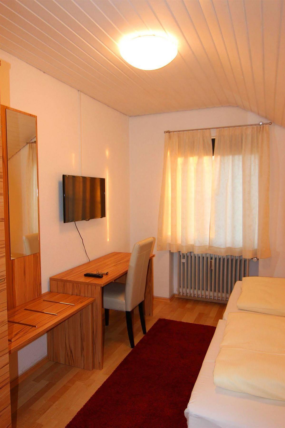 City Pension Erding Buitenkant foto